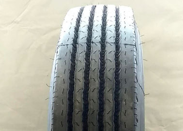 관 유형 넓은 기초 타이어는 Sipes 모양 디자인 8.25R20 TT ECE 찬성된 지그재그합니다